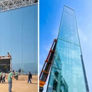 The world's first! Songjiang manufactures 24-meter giant screen glass